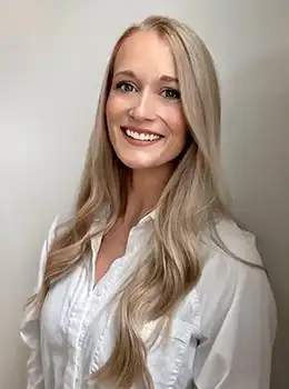 Dr. Tori Cambra headshot image